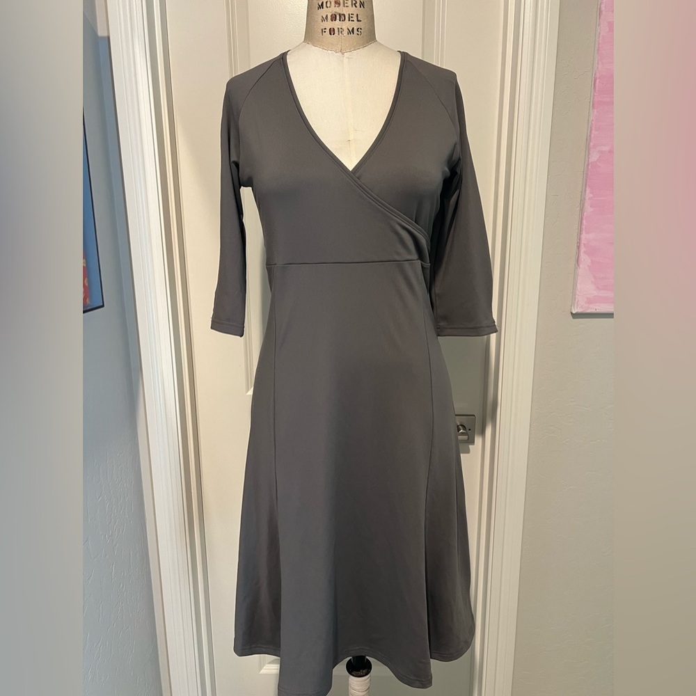 Columbia faux wrap dress grey size M